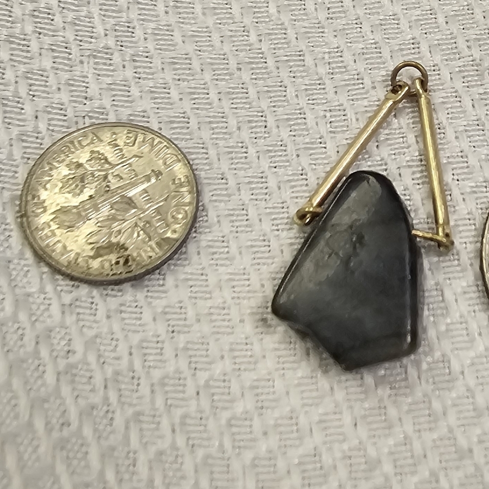 Charm - Picture 2 of 2
